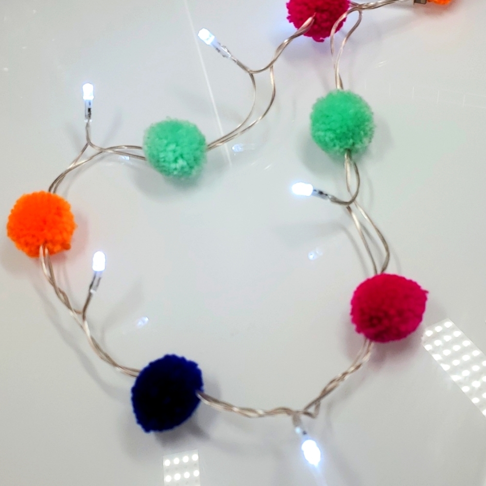 Light up phone charger. Apple